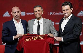 Luis Enrique: Başladığım projeyi bitirmeye geliyorum