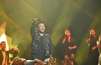 Tarkan 11 yıl sonra Viyana'da konser verdi