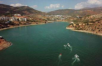 Tunceli'deki Uzunçayır Baraj Gölü su sporları merkezine dönüştü