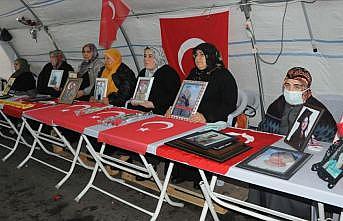 Diyarbakır annelerinden evlatlarına 'teslim olun' çağrısı