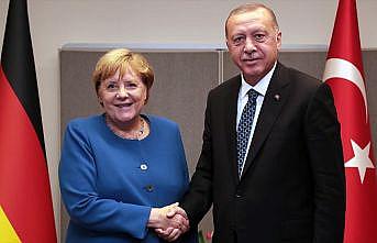 Erdoğan ile Merkel Libya ve Suriye'yi görüştü