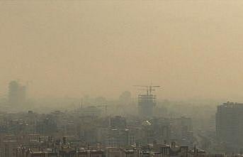 İran'da hava kirliliği nedeniyle eğitime yine ara verildi