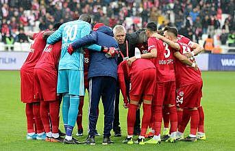 Sivasspor sezonun ilk yarısını lider kapattı