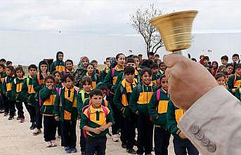 Türkiye'nin onardığı Tel Abyad'daki okul eğitime açıldı