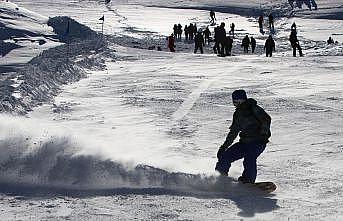 Denizli Pamukkale'ye gelenleri kayak merkezinde de ağırlayacak