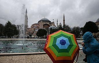 İstanbul'da yağmur aralıklarla devam edecek