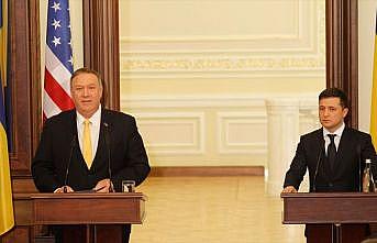 Pompeo: Ukrayna'nın NATO'ya üye olma yönündeki girişimlerini destekliyoruz