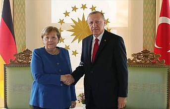 Cumhurbaşkanı Erdoğan ile Almanya Başbakanı Merkel telefonda görüştü