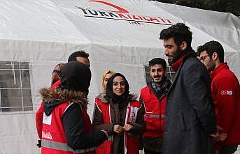 Deprem bölgesinde yaraların sarılması için devlet seferber oldu