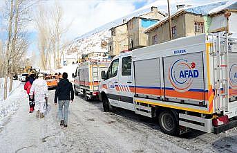 Van'da çığın düştüğü bölgede arama çalışmaları yeniden başladı