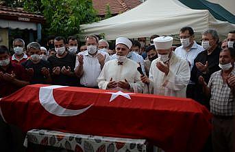 Havai fişek fabrikasındaki patlamada hayatını kaybeden Yılmaz'ın cenazesi defnedildi