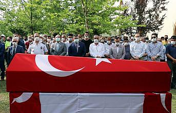 Kocaeli'de denizde boğulan polis memuru toprağa verildi