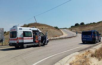 Malkara'da kamyonetle otomobil çarpıştı: 3 yaralı