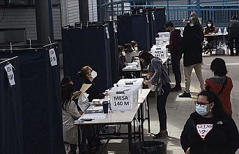 Şili'de halk anayasanın yeniden yazılmasını istedi