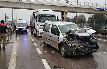 5 aracın karıştığı zincirleme trafik kazası: 8 yaralı