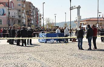 Çanakkale'de kaynı tarafından vurulan kadın öldü