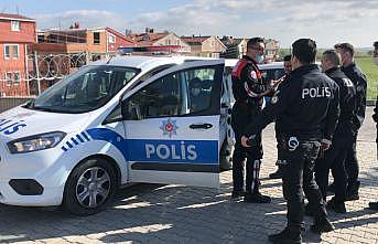 Tekirdağ'da hırsızlık şüphelileri polis ekiplerince tarlada yakalandı