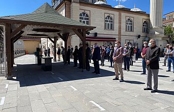 Gümüşhane Mustafa Dedesini Ebediyete Uğurladı