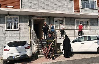 Kocaeli'de bir apartmanda çıkan yangın söndürüldü