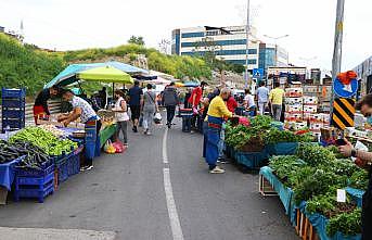 Trakya'da halk pazarları Kovid-19 tedbirlerine uyularak açıldı