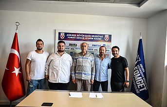 FOMGET KADIN FUTBOL TAKIMI TRANSFER SEZONUNU AÇTI