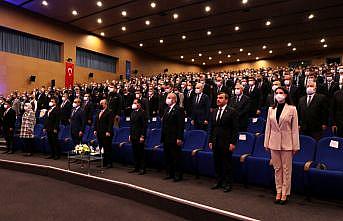 Bakan Varank  Ar-Ge ve Tasarım Merkezleri ile Teknoloji Geliştirme Bölgeleri Zirvesi'nde konuştu