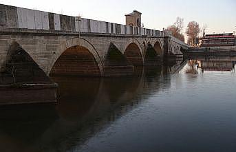 Tunca Nehri'nde kısmi buzlanma oluştu