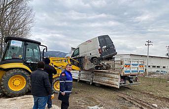 Çevre kirliliğine neden olan hurda araçlar toplanıyor