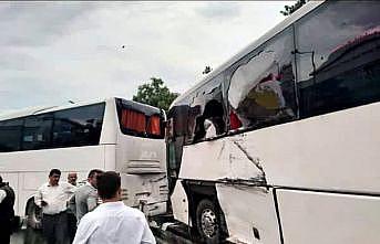 Üsküdar'da İETT otobüsünün karıştığı kazada 1 kişi yaralandı