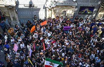 Mahsa Emini'nin ölümü, İstanbul’daki İran Başkonsolosluğu önünde protesto edildi