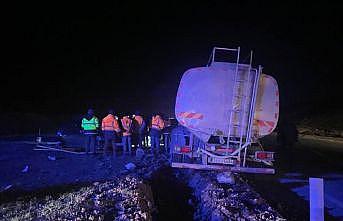 Kırklareli'nde tanker ile otomobilin çarpıştığı kazada 2 kişi öldü