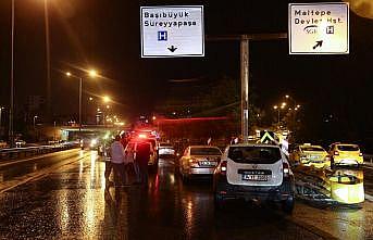 Maltepe’de zincirleme trafik kazasında 3 kişi yaralandı