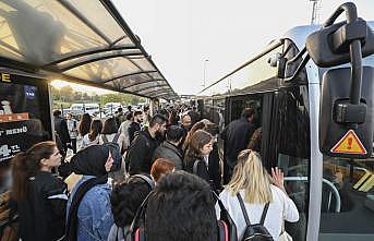 İstanbul'un bazı bölgelerinde trafikte yoğunluk yaşanıyor