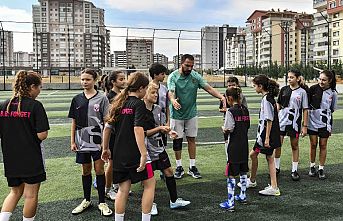 ANKARA BÜYÜKŞEHİRDEN MİNİK FUTBOLCULAR İÇİN TURNUVA