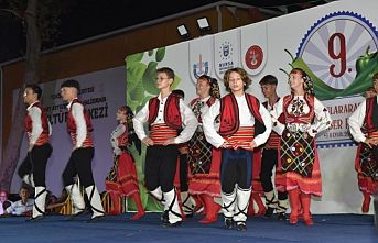 Bursa'da Altın Biber Festivali'nde folklör şöleni