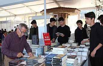 Gemlik Kitap Limanı kapılarını açıyor