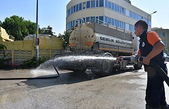 Gemlik'te dört koldan temizlik