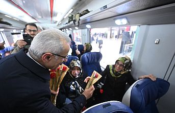 ENGELLERİ KALDIRAN TREN