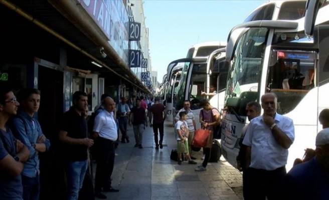 Bayram öncesi otobüs biletleri tükendi