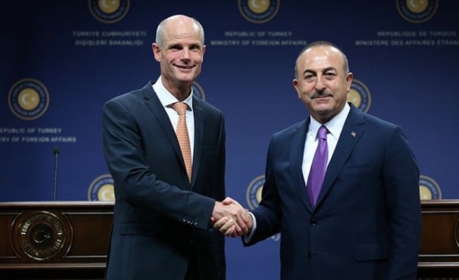 Dışişleri Bakanı Çavuşoğlu: Hollanda ile ilişkilerimizi geliştirmek istiyoruz