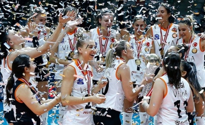 Voleybolda Şampiyonlar Kupası Eczacıbaşı VitrA'nın