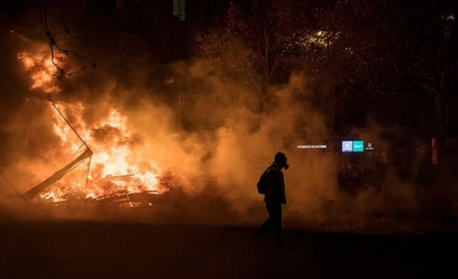 'Sarı yelekliler'in protestosu Brüksel'e sıçradı