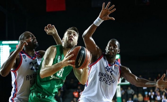 Türk derbisinin kazananı Anadolu Efes