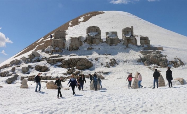 'Dünya mirası' Nemrut sezonu açtı