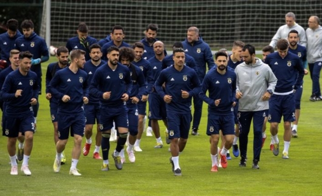 Fenerbahçe Akhisarspor'u ağırlayacak