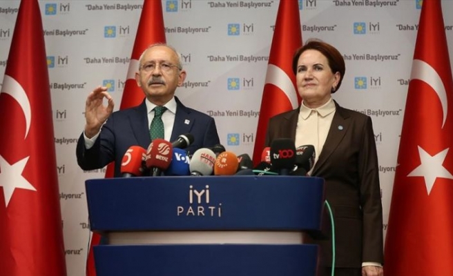 Kılıçdaroğlu, Akşener'i ziyaret etti