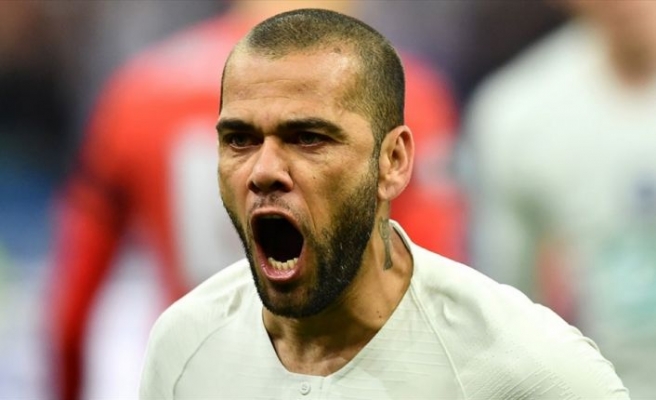 Dani Alves PSG'den ayrılıyor