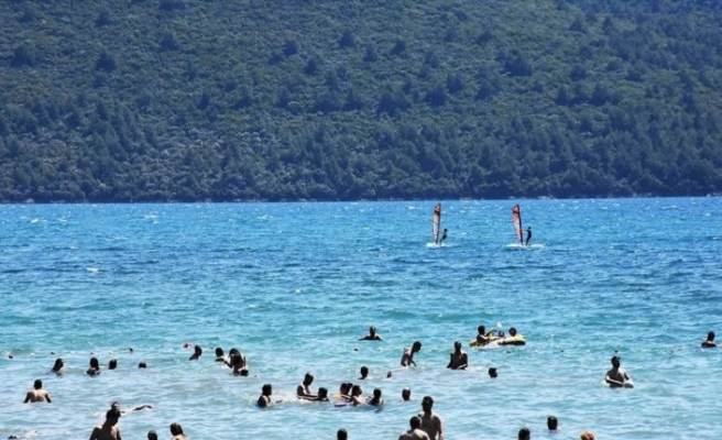 'Deniz tuzu göze faydalı değil'