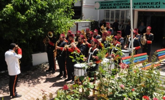 Usta öğreticilerden 'Gönüllüler Bandosu'