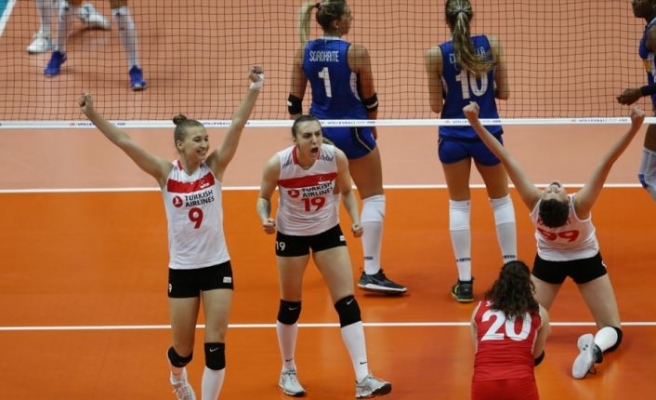 Kadın voleybolu 'yine' finallerde